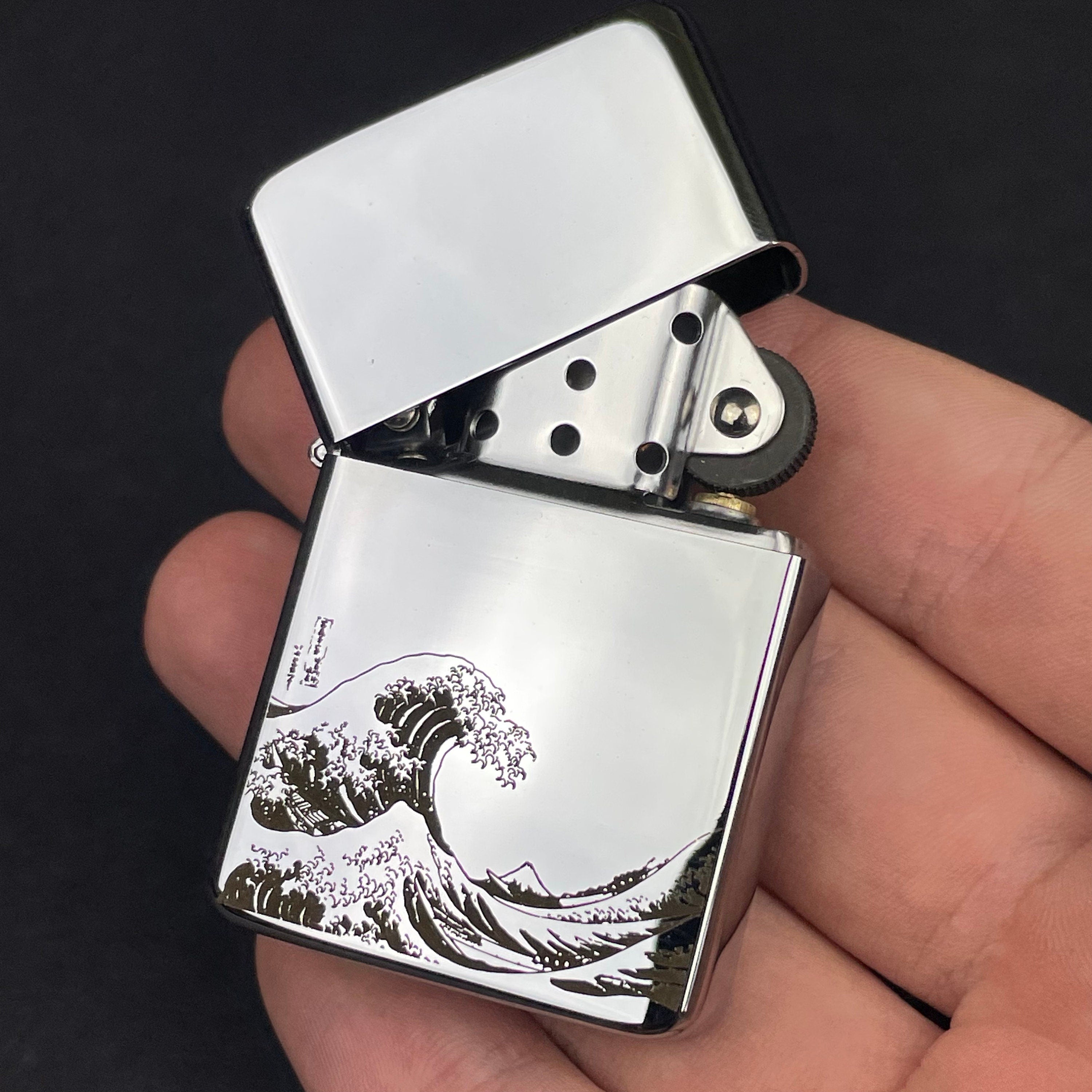 The Great Wave Of Kanagawa Lighter